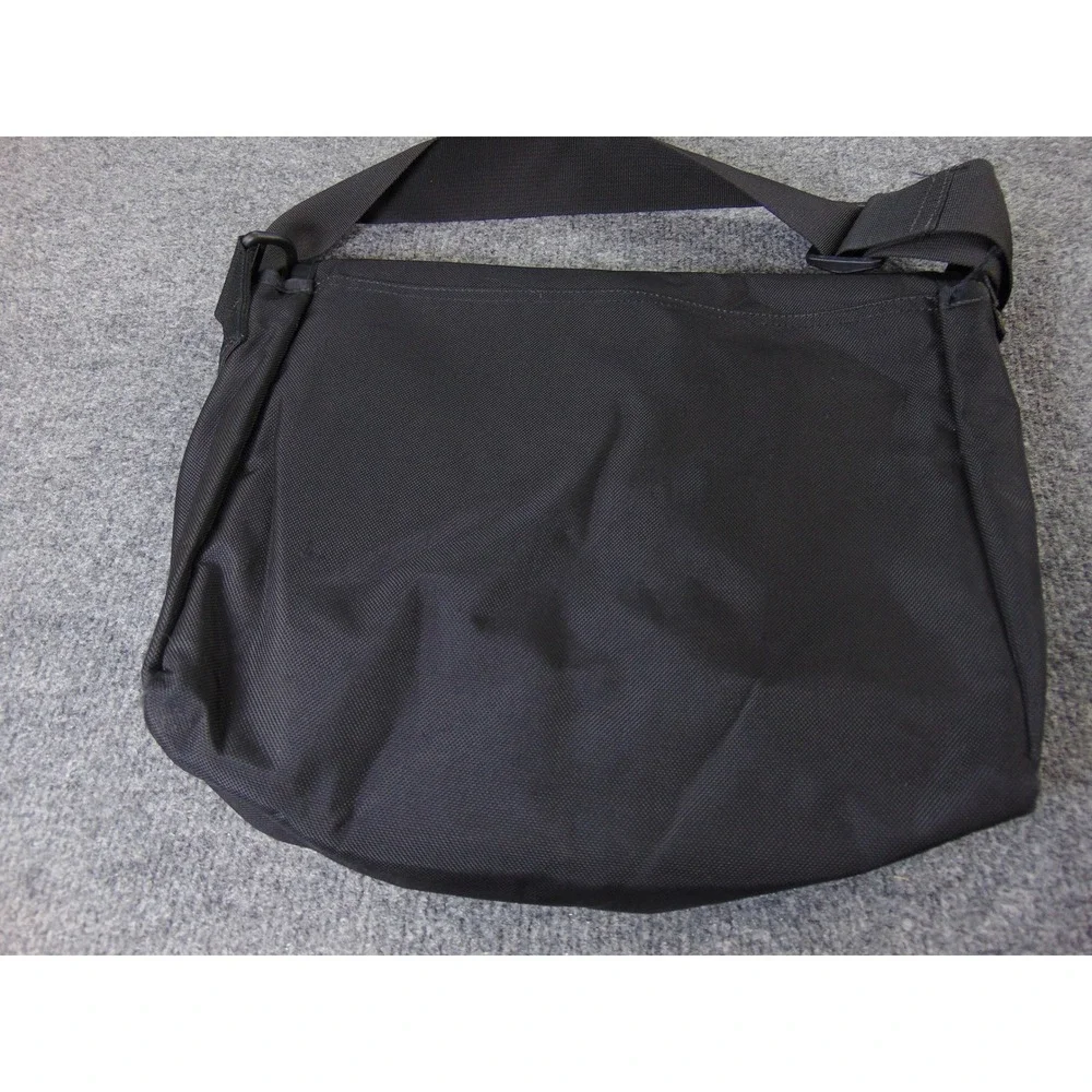 Timbuk2 Messenger Bag Mens Large Black Polka Dot Lining Commuter Tech Travel Bag